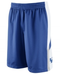 Get your game on while supporting your favorite NCAA team with these Kentucky Wildcats basketball shorts featuring Dri-Fit technology from Nike.