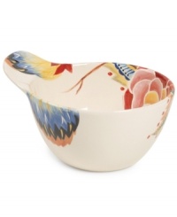 Ensure everyday meals are always served fresh with the handled Rose Print cereal bowl. A perfect complement to vibrant country homes from Vida by Espana.