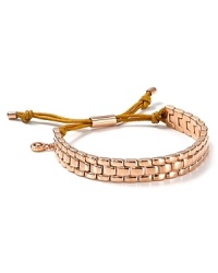 This Michael Kors watch band takes its cues from the jewel box, crafted in gorgeous rose gold tone plate with an adjustable pull closure.