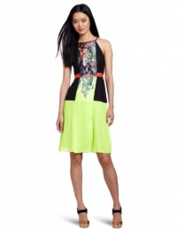 BCBGMAXAZRIA Women's Sahara Print Pleat Color Block Dress, Neon Yellow, 4