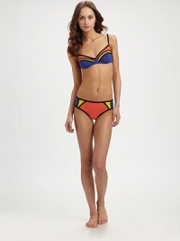 Brightly hued and unmistakably charming, this stretch swim style also features a convenient underwire and adjustable straps for additional support.Underwire cupsAdjustable strapsBack clasp closure72% nylon/28% Xtra Life LYCRA®Hand washMade in USA of Italian fabric Please note: Bikini bottom sold separately. 