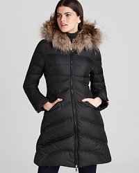 Corset-style lacing at the sides lets you emphasize the hourglass silhouette of this lighter weight down Dawn Levy jacket. And the fur collar is pure posh!