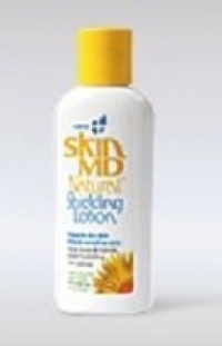 Skin MD Natural + SPF15 combines the benefits of a shielding lotion and a sunscreen lotion