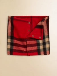 A layer of luxury and soft warmth for your neck and head, woven of pure cashmere in a pattern of bright Burberry checks.Snap closeAbout 12H X 10WCashmereDry cleanImported