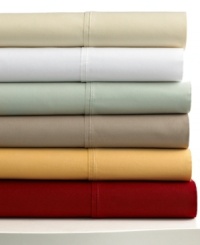 Put yourself to sleep in this comfy and cozy 420-thread count sheet set, featuring luxe Egyptian cotton, single-ply construction and one extra pillowcase for more versatility.