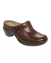 Slip into the comfortable style of Easy Spirit's Clauson shooties, and your outfit will never be the same.