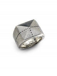 THE LOOKDeco CollectionRibbed pyramid designSterling silver settingTHE MEASUREMENTWidth, about ¾ORIGINImported