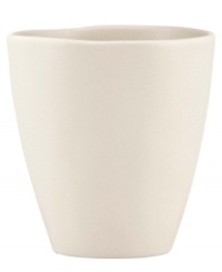 Find stylish versatility in the organic shape and matte-glazed finish of the Casual Luxe mug from Donna Karan by Lenox. Durable stoneware in a soft pearl hue is an ideal host for everyday meals and a natural go-to for entertaining.