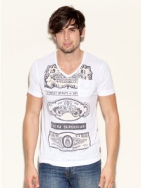 GUESS Myer Short-Sleeve V-Neck Tee