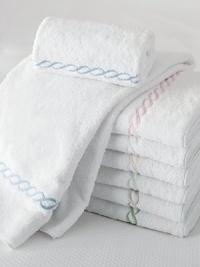 Plush, soft, luxurious Egyptian cotton, with a graceful embroidered chain border.52L X 30W Cotton Machine wash Made in USA