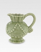 A charming, ceramic stoneware pitcher is designed to replicate the splendor, artistry and romance of the world's most beautiful gardens. From the Jardins du Monde Collection 6-oz. capacity 3½H Dishwasher safe Imported 