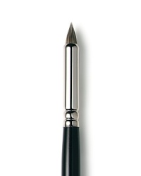 Laura Mercier Smoky Eye Liner Brush is a synthetic brush that is precisely cut and designed to create the perfect smoky eye. Can be used wet or dry and the unique shape allows for mistake proof application and complete control.