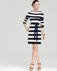 Perennially chic sailor stripes are an effortless way to conjure up a summer state of mind, especially when paired with the comfy, cowlneck silhouette of this Vineyard Vines dress.