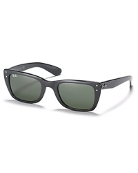 Retro views are stylishly chic from Ray-Ban. The cat eye shape is back with a modern update. Nose tabs help secure fit.