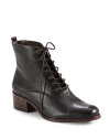 THE LOOKMilitary-inspired ankle bootsCap toeLace-up topPadded insoleStacked heel, 1½ (40mm)THE MATERIALLeather upperLeather lining and soleORIGINImported