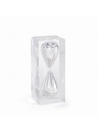 Distinctive and modern, the enduringly beautiful Clark hourglass offers an elegant means to mark the passage of time.Glass/epoxy/sand3.25 X 3.25 X 7.5Clean with a soft clothImported