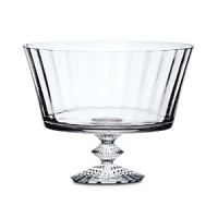 Designed by Mathias for Baccarat in the inspired spirit of the 1001 Tales of The Arabian Nights-from which the collection takes its name-this dimensional fine crystal dish lends an elegant element to any display.