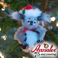 Annalee Christmas Koala