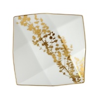 A sash of elegant leaves decorates this carefully crafted tray that's rimmed with gold for dazzling opulence, versatile enough to complement Bernardaud's Diamond and Palmyre collections.