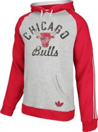 Chicago Bulls adidas Springfield Originals Raglan Pullover Hooded Sweatshirt - Grey