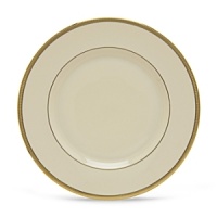 Tuxedo dinnerware is the epitome of formal dinnerware. The ivory fine china contrasts vibrantly against the rich gold interwoven accents. It's definitely a classic Lenox pattern. Pair it with gold-accented sterling and crystal, for elaborate entertaining. Dishwasher Safe.