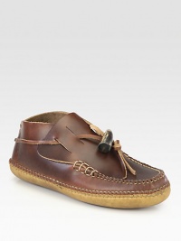 Hand-stitched moccasin expertly crafted in supple leather.Leather upperLeather liningPadded insoleLeather soleMade in USA