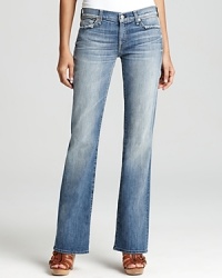 Fashioned in a vintage-inspired wash, these 7 For All Mankind bootcut jeans are a have-to-have spring wardrobe update.