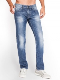 GUESS Robertson Jeans in Bureau Wash, 30 Insea