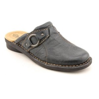 Clarks Women's Nikki Colony Slip-On