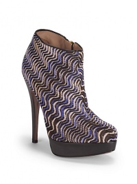 THE LOOKMulticolor wave patterned fabric upperSide zipperLeather trimmed backstayPadded insoleLeather-covered heel, 5 (125mm)Leather-covered platform, 1 (25mm)Compares to a 4 heel (100mm)THE MATERIALSignature bold patterned fabric upperLeather liningLeather soleORIGINMade in Italy