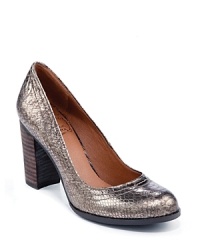 Lucky Brand Pumps brings casual-meets-workplace style into these wear-with-it-all pumps.