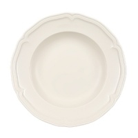 The Villeroy & Boch Manoir dinnerware collection offers mannered elegance with simple modern shapes that respect craft and classic design. With a scalloped edge, this fine soup bowl brings sophistication to your succulent stews and delicious soups, adding another dimension to your complete table setting.