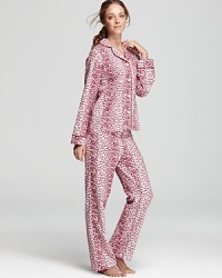 40 Winks improves on a classic style with soft, stretchy fabric and an exotic snow leopard print.