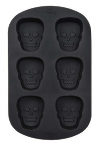 Wilton Scary Skulls 6 Cavity Silicone Mold