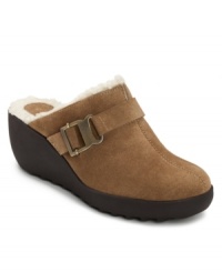 The open back design on Aerosoles' Riveted suede clogs makes them easy to slip on, while the round-toe design and faux shearling lining provide plenty of comfort and warmth. With a 2-1/4 wedge heel and buckle embellishment.