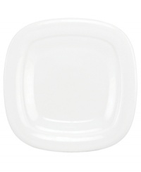 Accented square plates from Lenox will reshape your casual table. Fresh and understated, Aspen Ridge dinnerware features a pure white glaze and elegant modern lines that evoke winter's snow-capped slopes.