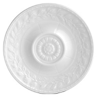 The Louvre dinnerware collection takes its design inspiration from architectural motifs that adorn the exterior of the Louvre museum. Casual or formal, this collection offers great practicality and adapts to every occasion. Oven and dishwasher safe, many of the bakeware pieces transition from oven to table.