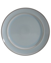 Handsome and understated, the Sienna gourmet plate features a glazed blue tint and mocha trim for smart-casual style at breakfast, lunch and dinner.