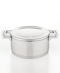 State of the art. Cook in style & confidence with this stunning stockpot crafted from durable 18/10 stainless steel with a promise for professional performance & innovation. A sleek construction heats up quickly & evenly and features a versatile cover that doubles as a handy hot plate. Lifetime warranty.