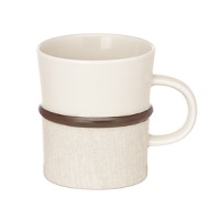 Whether coffee, tea or your favorite beverage, this mug was made for you. Casual and made for everyday use, a crackle effect creates the motif that encircles this beautiful mug.