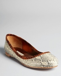 In two hues of snakeskin embossed leather, Cynthia Vincent's Sage ballet flats look both low-key and luxe.