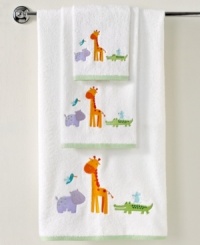 It's a zoo in here! A group of playful friends come together in this Zoo Friends hand towel, featuring friendly animals in fun and vibrant colors that your kids will adore.