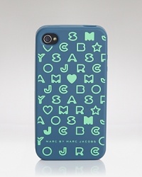 MARC BY MARC JACOBS' logo-dusted iPhone cover is a must for any MARC loving miss. Slip it on to talk pretty.