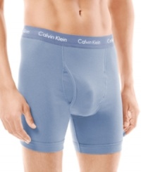 An instant classic from Calvin Klein. This two pack combines boxer-like freedom and brief-like support.