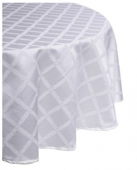 Lenox Laurel Leaf 70-by-86-Inch Oval Tablecloth, White