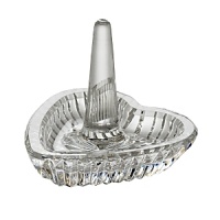 Organize your treasures with this sparkling crystal jewelry holder from Waterford. Its central spike keeps rings in place, and the heart-shaped ridged tray is ideal for storing necklaces or earrings.