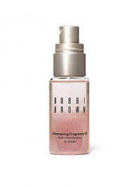 Featured in Bobbi's Miami Collection, Beach Shimmering Fragrance Oil combines pretty shimmer and the scent of Beach Fragrance into lightweight oil, for an all-over body experience.