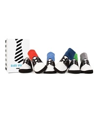 Six pairs of brightly colored socks, designed to look like classic Oxfords. Packaged in its own keepsake box, this makes a perfect, practical and fun baby gift.