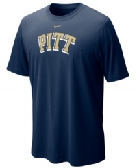 Keep team spirit rolling with this Pittsburgh Panthers NCAA t-shirt from Nike.