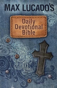 Max Lucado's Children's Daily Devotional Bible: Everyday Encouragement for Young Readers